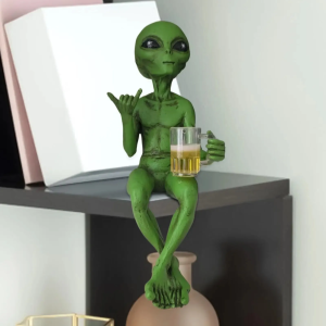 - Estátua de alienígena bebendo cerveja escultura alienígena resina artesanato novidade engraçado...