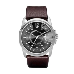 Achamos: Diesel Master Chief Relógio masculino analógico de três ponteiros de aço inoxidável e co...