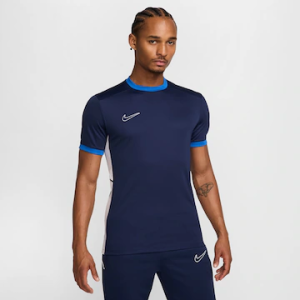 Camisa Nike Dri-FIT Academy: de R$ 149,99 por R$ 69,00