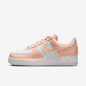 Tênis Nike Air Force 1 '07 (34 ao 38) com 38% de desconto