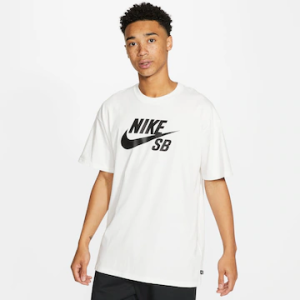 Camiseta Nike SB Masculina: de R$ 149,99 por R$ 62,99