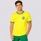 Camisa Placar Brasil Brasão Amarela: de R$ 59,90 por R$ 22,41