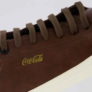 Tênis Coca Cola Return Marrom: de R$ 289,90 por R$ 139,90