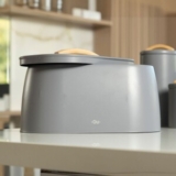 Achamos: Porta Pão Com Alças Pote de Alimentos Sense Bege Chumbo Ou por R$ 299,99